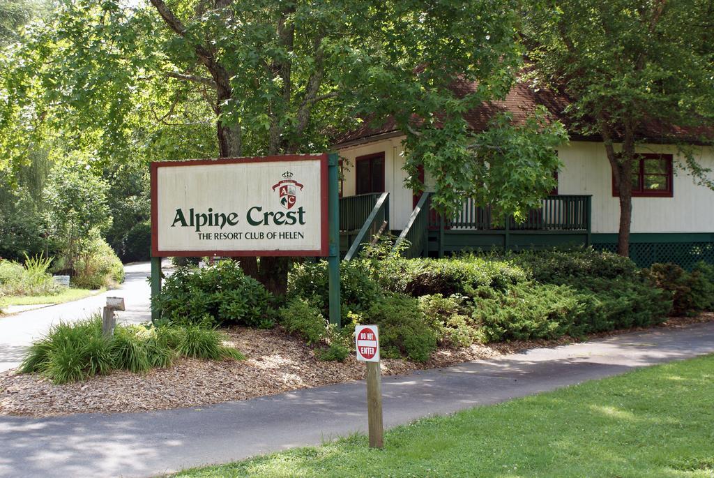 Alpine Crest 2* Helen